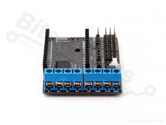ESP8266 NodeMCU Motor shield